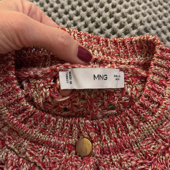 Beautiful metallic and red crochet mango cardigan with gold buttons. NWOT XS - Picture 4 of 5